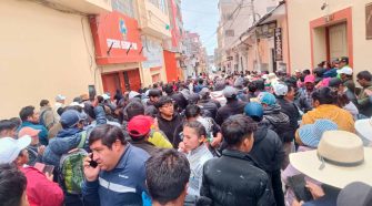 Pobladores de La Rinconada y Lunar de Oro