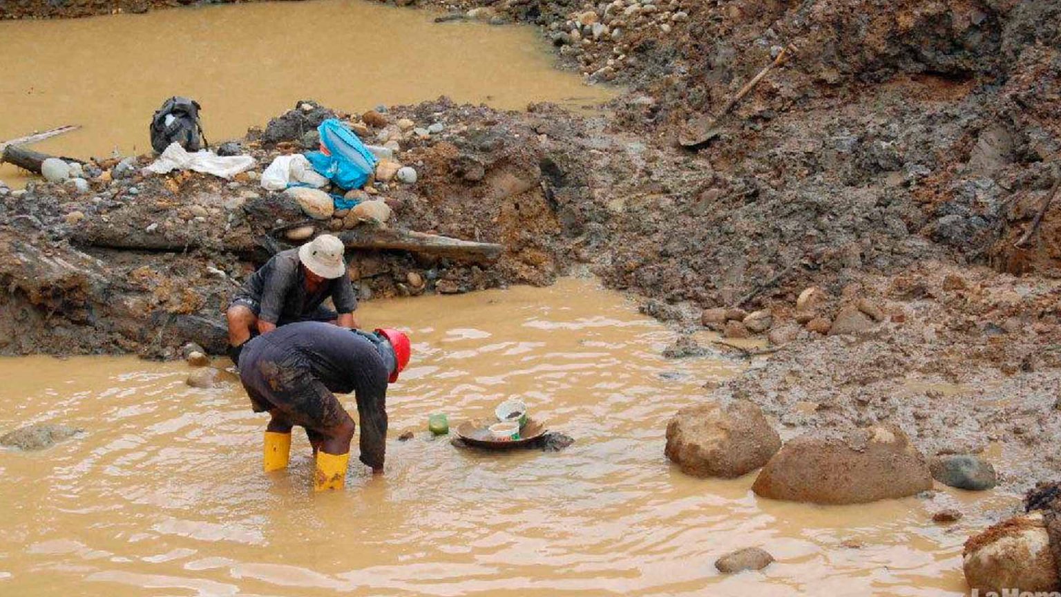Alertan sobre el crecimiento acelerado de la minería ilegal en Puno: un ...