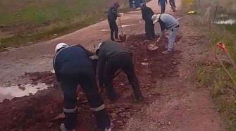 Transportistas realizan faena comunal