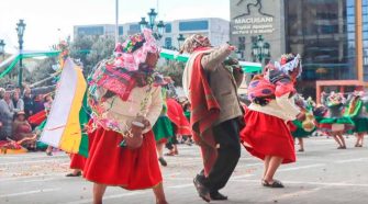 concurso cultural en Macusani
