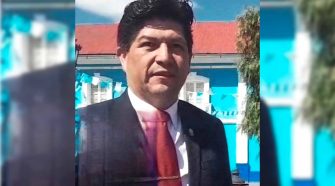 director de la Institución Educativa José Carlos Mariátegui Aplicación