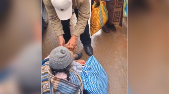 En Azángaro adulta mayor queda con fractura tras ser embestida