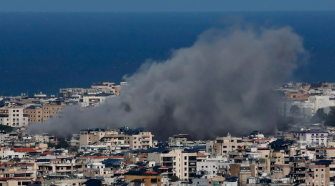 Bombardeos israelíes en Beirut dejan muertos y destrucción generalizada