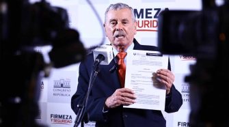 Condenan a Fernando Rospigliosi