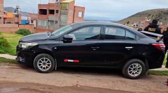 Hallan auto desmantelado en Puno