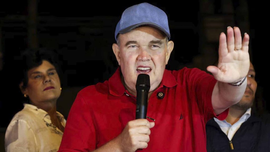 Denuncian penalmente a Rafael López Aliaga por presunta incitación a la ...