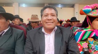 alcalde de la Municipalidad Distrital de Capachica