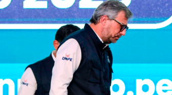 Oyentes divididos sobre permanencia del jefe de la ONPE