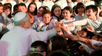 Papa León XIV pide proteger a menores con verdad y sin temor al escándalo