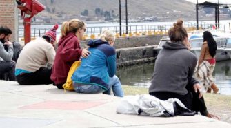 Turistas españoles