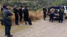 Fiscalía acusa a ocho militares