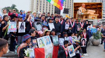 Familiares de víctimas destacan homenaje
