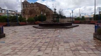 rechazan remodelación de plaza