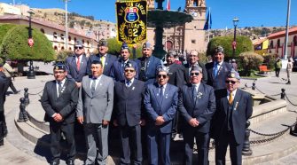 Miles de exalumnos