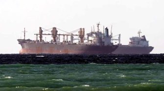 EE.UU. establece corredor marítimo en Ormuz