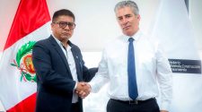 ministro de Vivienda, Construcción y Saneamiento, Mauricio Arnillas, se reunió con el diputado César Tito Rojas