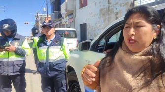 docente de la ciudad de Yunguyo